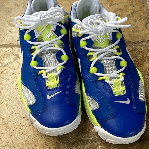 Nike air barrage sprite 5Y fn6972-480 new